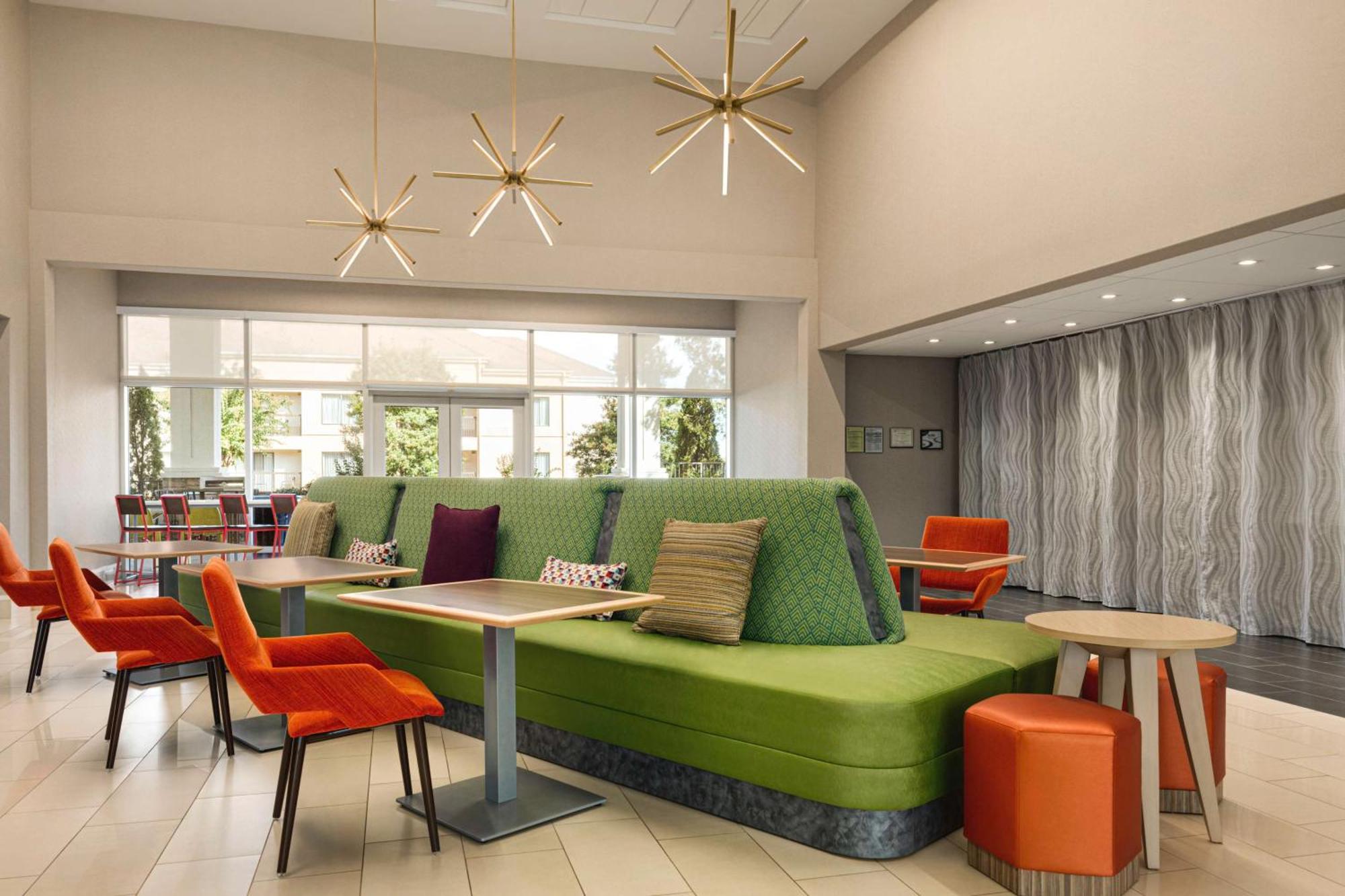 Home2 Suites By Hilton Долтон Экстерьер фото